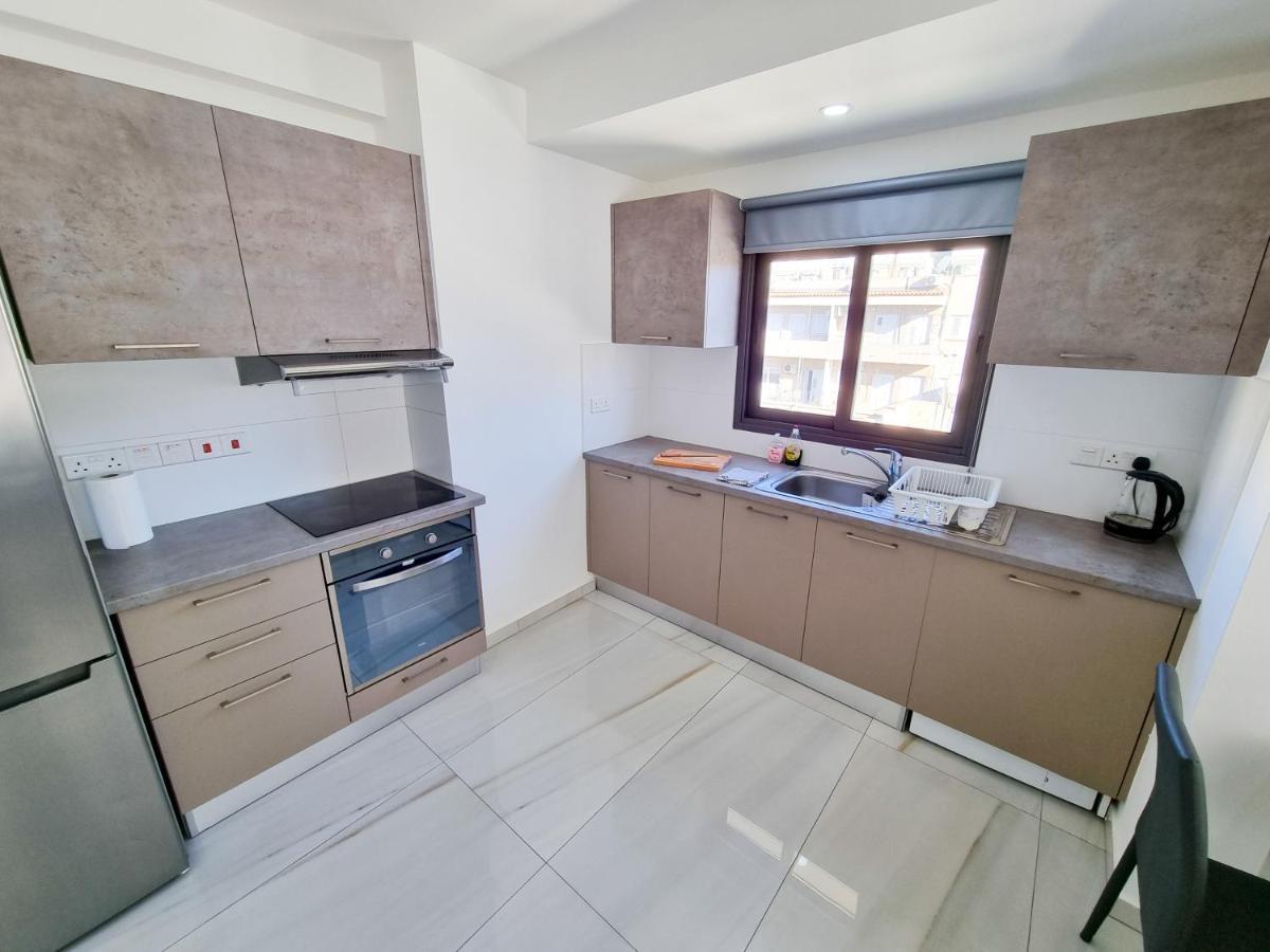 Sea La Vie Seaview Apartment Larnaca Exteriör bild